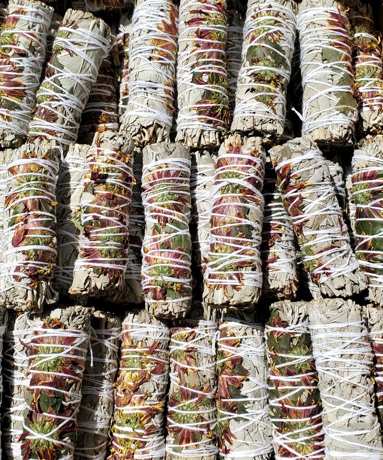 White Sage + Daisy Dragon Flower Smudge Bundle - Crystals Shop, Gems + Wholesale Sage by Liv Rocks